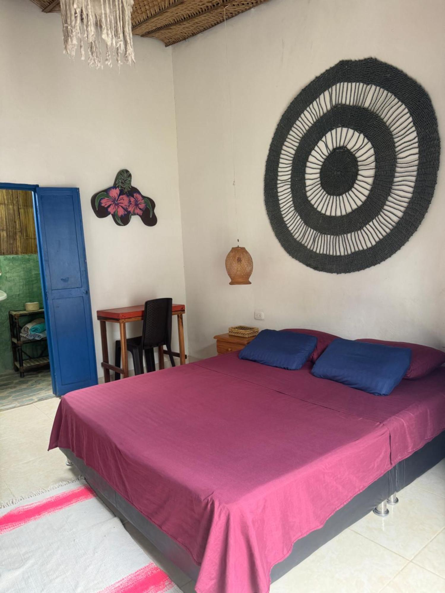 Hotel Renasci Паломино Екстериор снимка